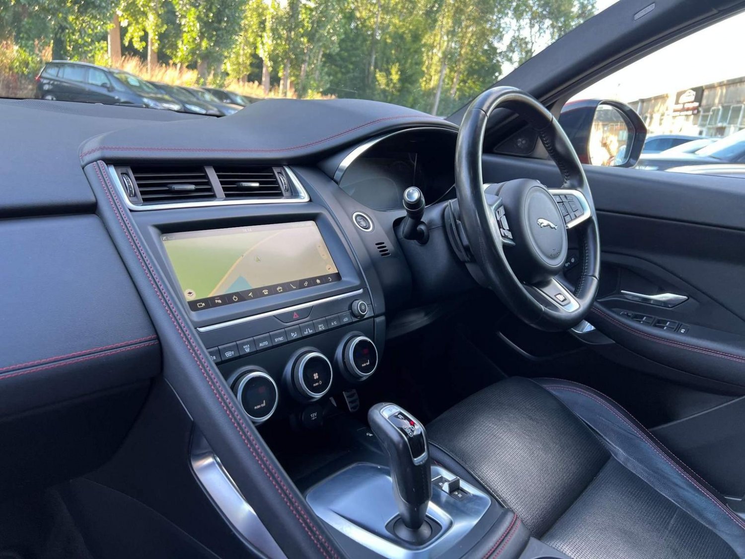 Jaguar E Pace