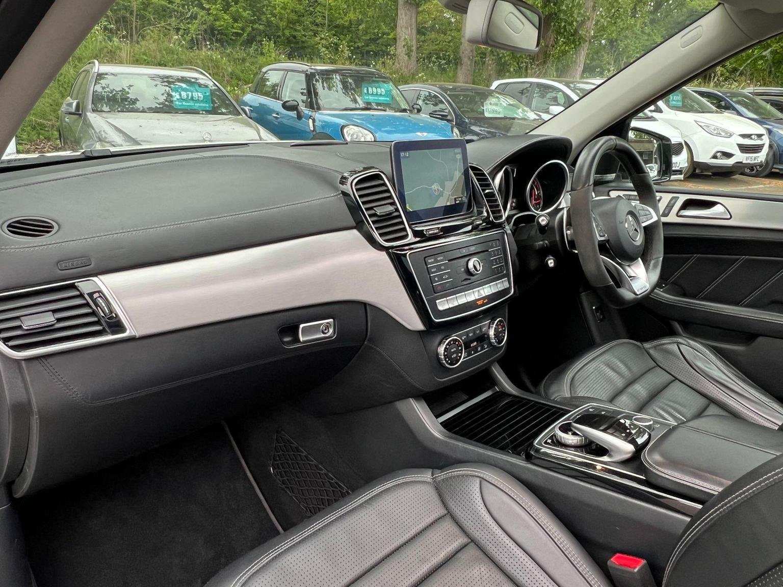 Mercedes Benz GLE-CLASS
