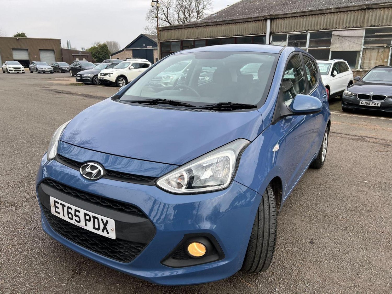 Hyundai i10