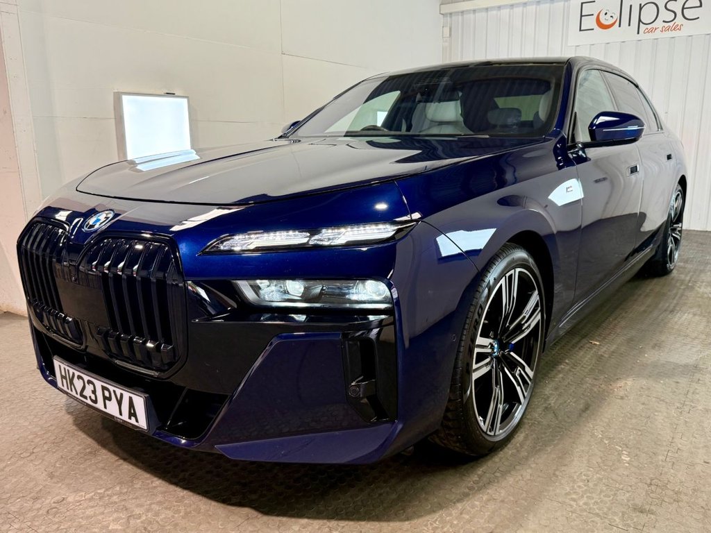 BMW I7