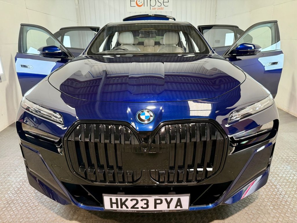 BMW I7