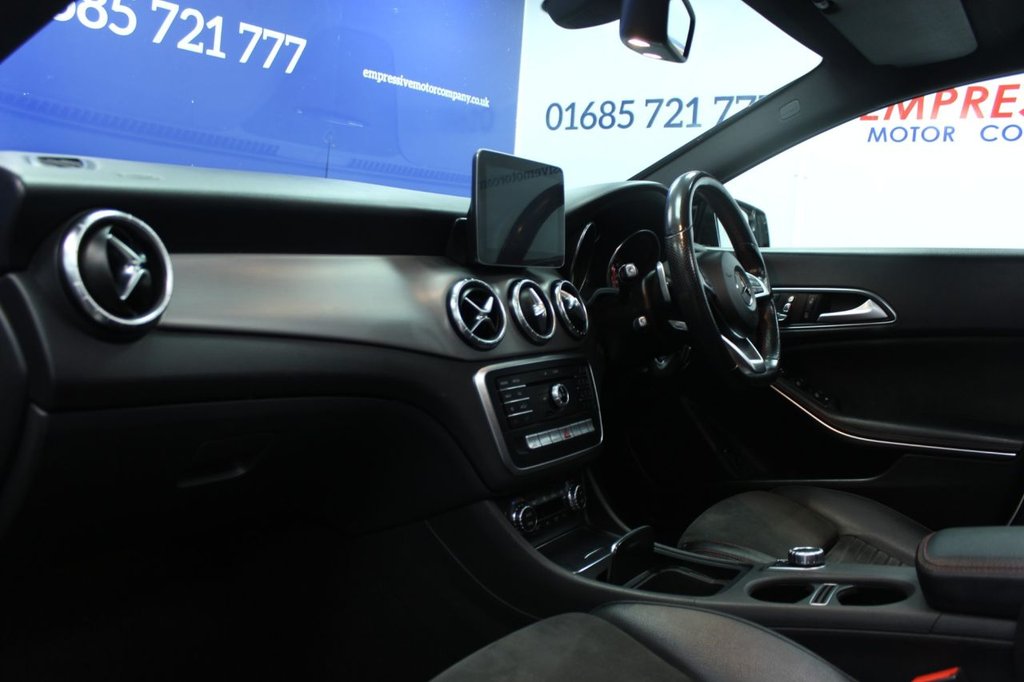 Mercedes Benz CLA
