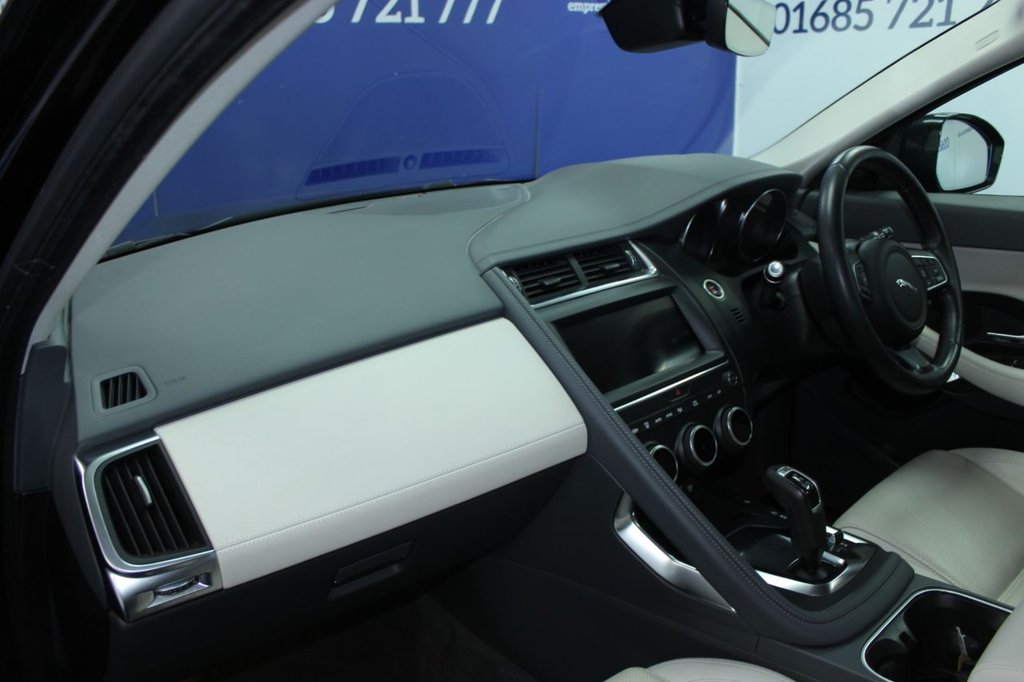 Jaguar E Pace