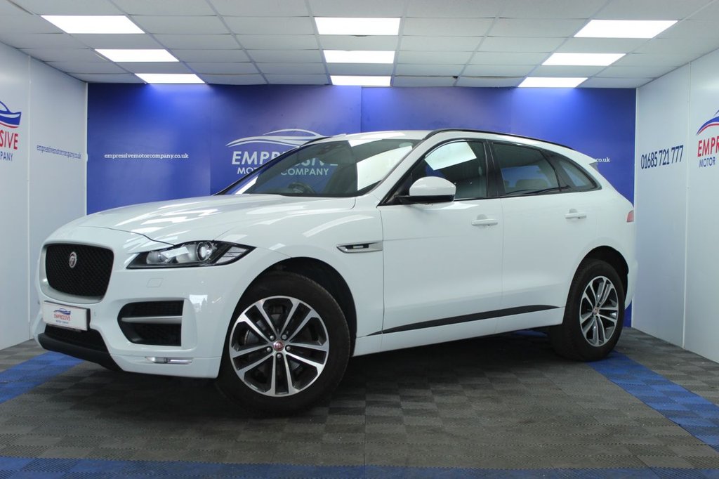 Jaguar F Pace