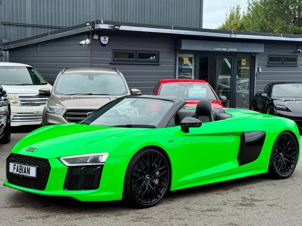 Audi R8