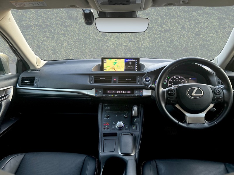 Lexus CT 200h