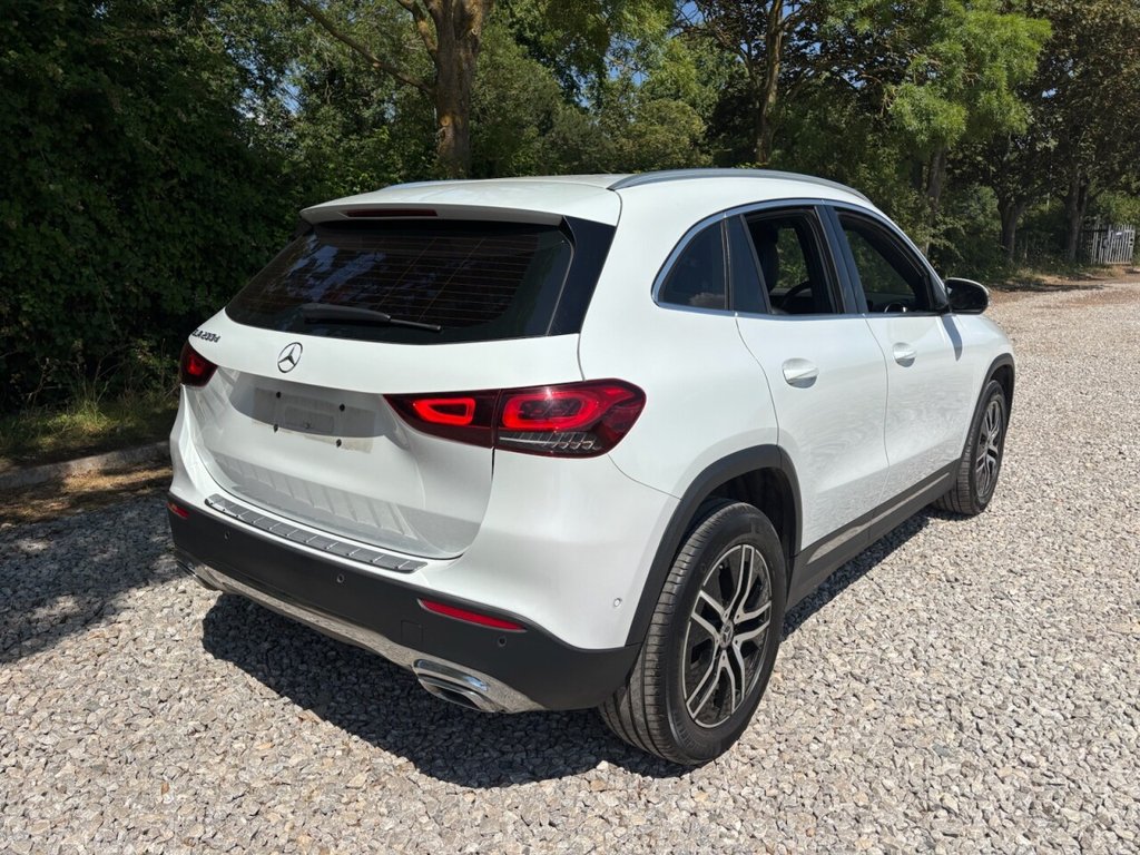 Mercedes Benz GLA Class