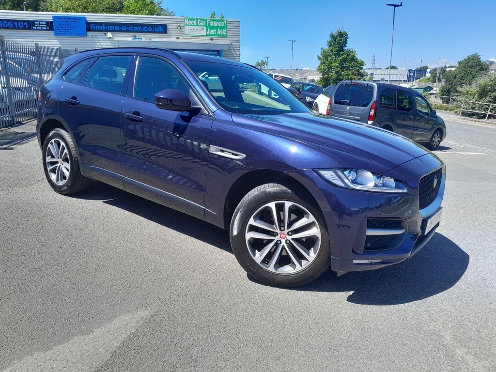 Jaguar F Pace