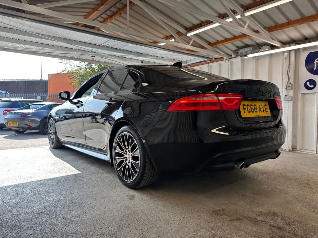 Jaguar XE