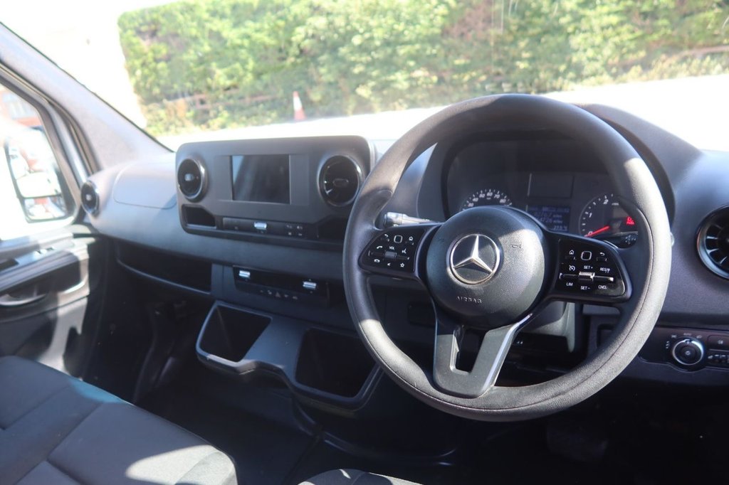 Mercedes Benz Sprinter