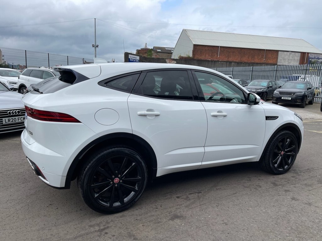 Jaguar E Pace