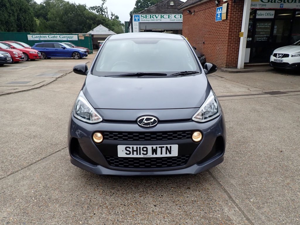 Hyundai i10