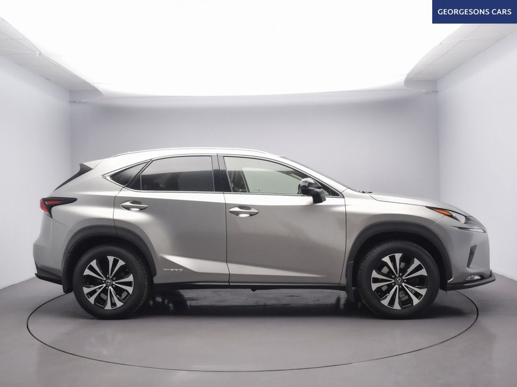 Lexus NX 300h