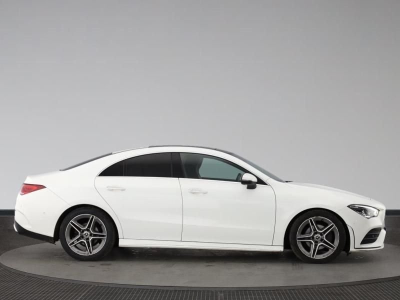 Mercedes Benz CLA