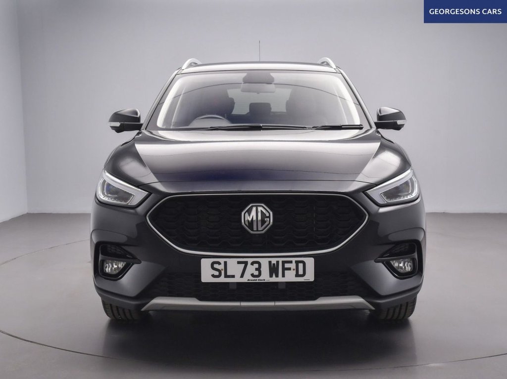 MG ZS