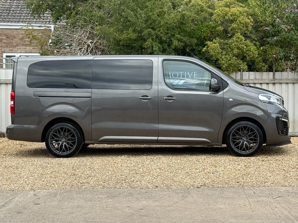 Peugeot Traveller