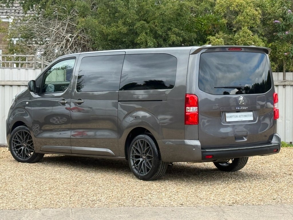 Peugeot Traveller