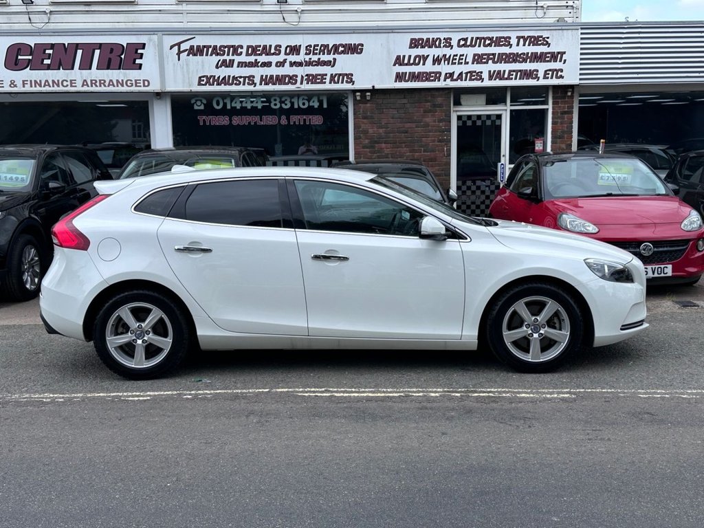 Volvo V40