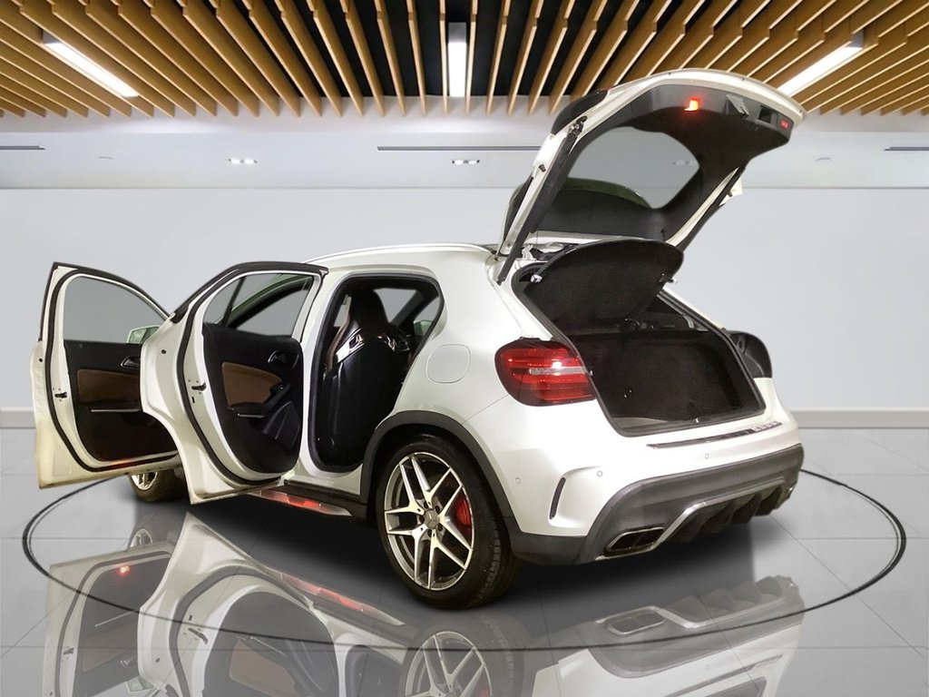 Mercedes Benz GLA Class