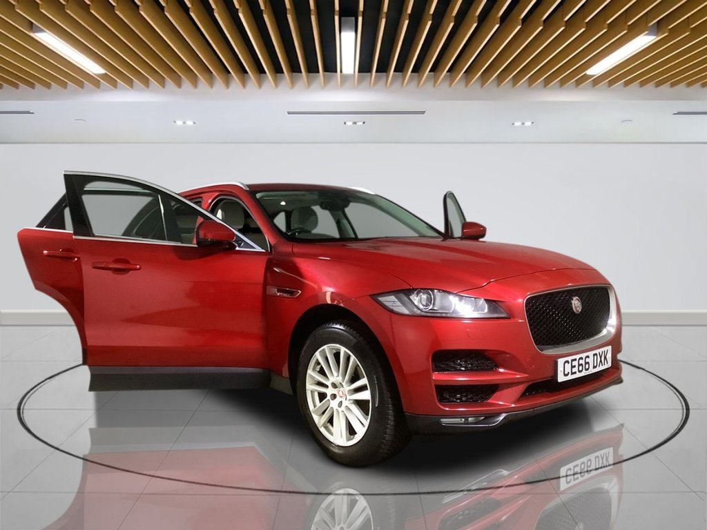 Jaguar F Pace