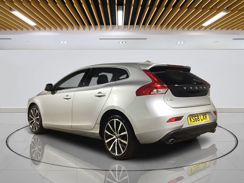Volvo V40