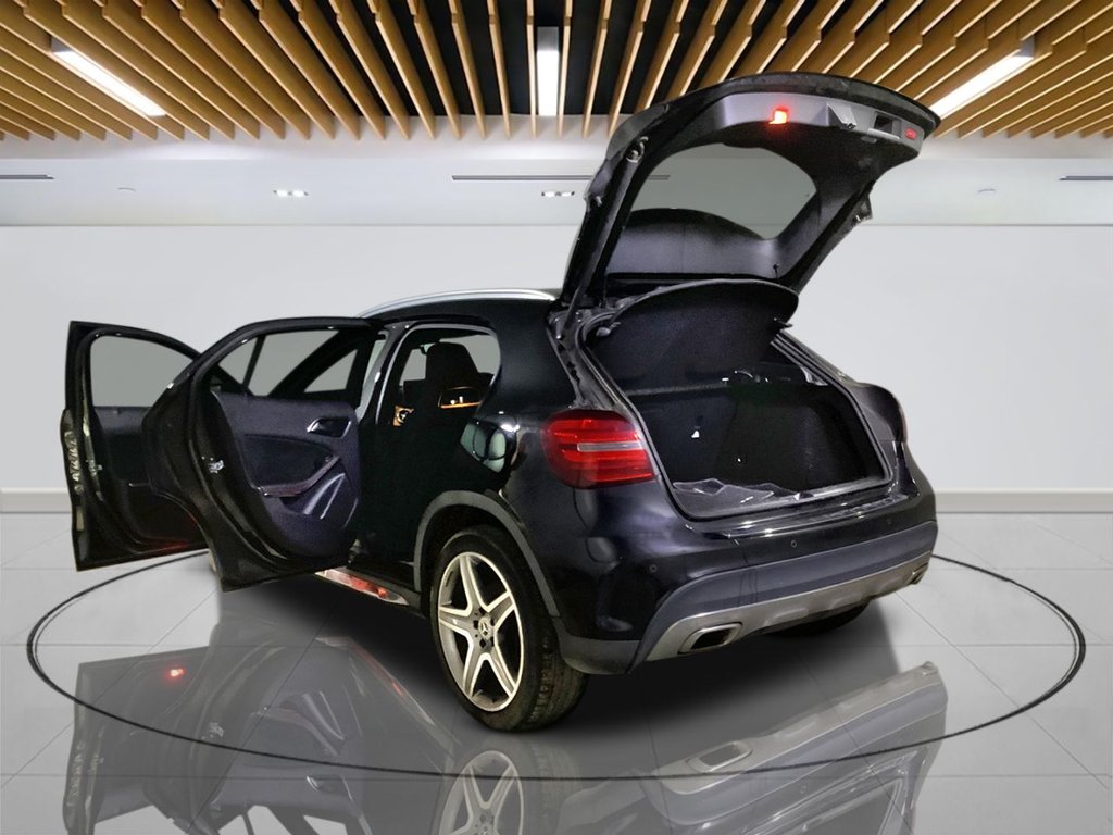Mercedes Benz GLA Class