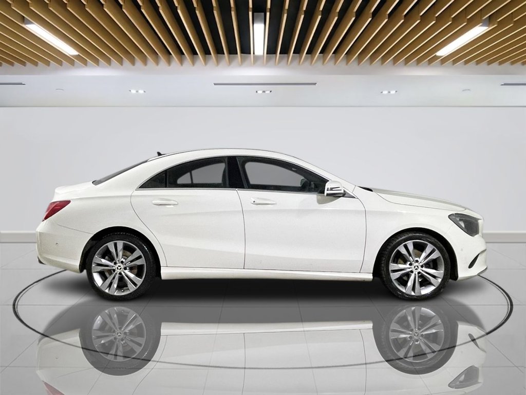 Mercedes Benz CLA