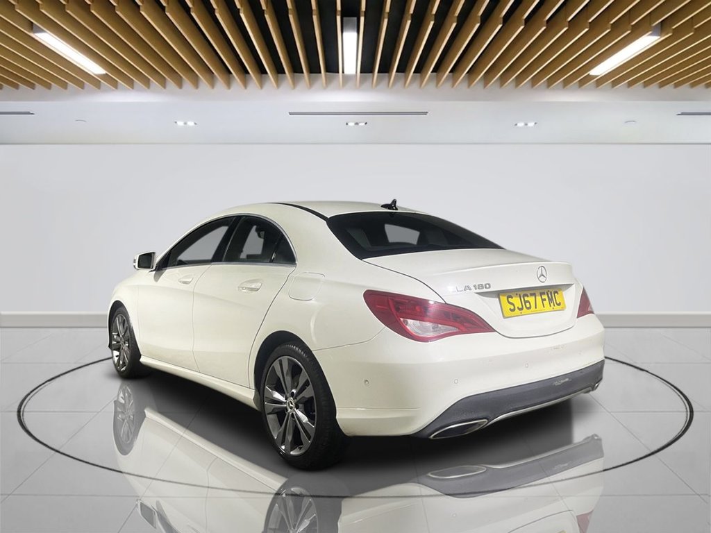 Mercedes Benz CLA
