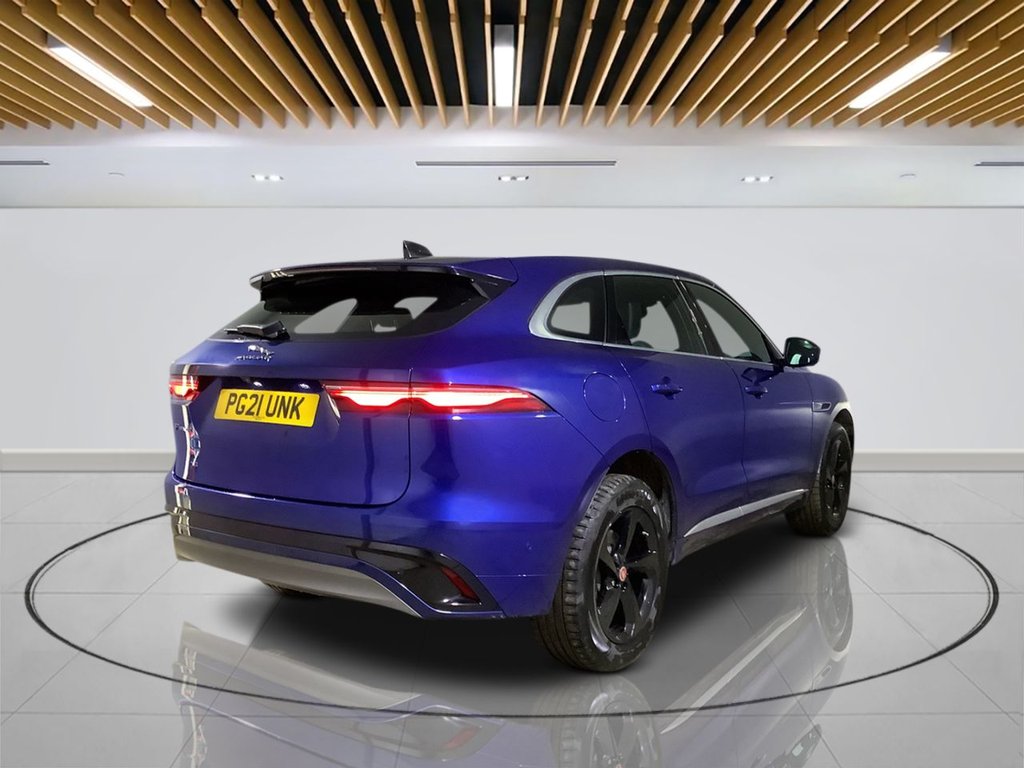 Jaguar F Pace
