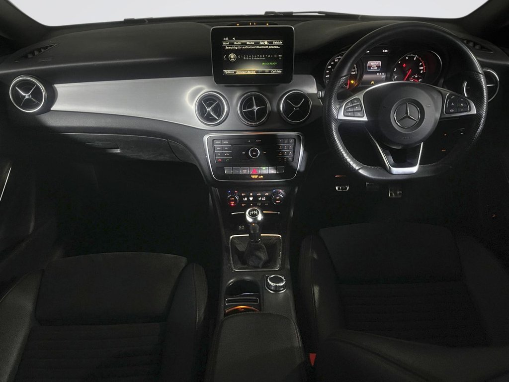 Mercedes Benz CLA