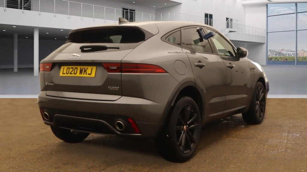 Jaguar E Pace