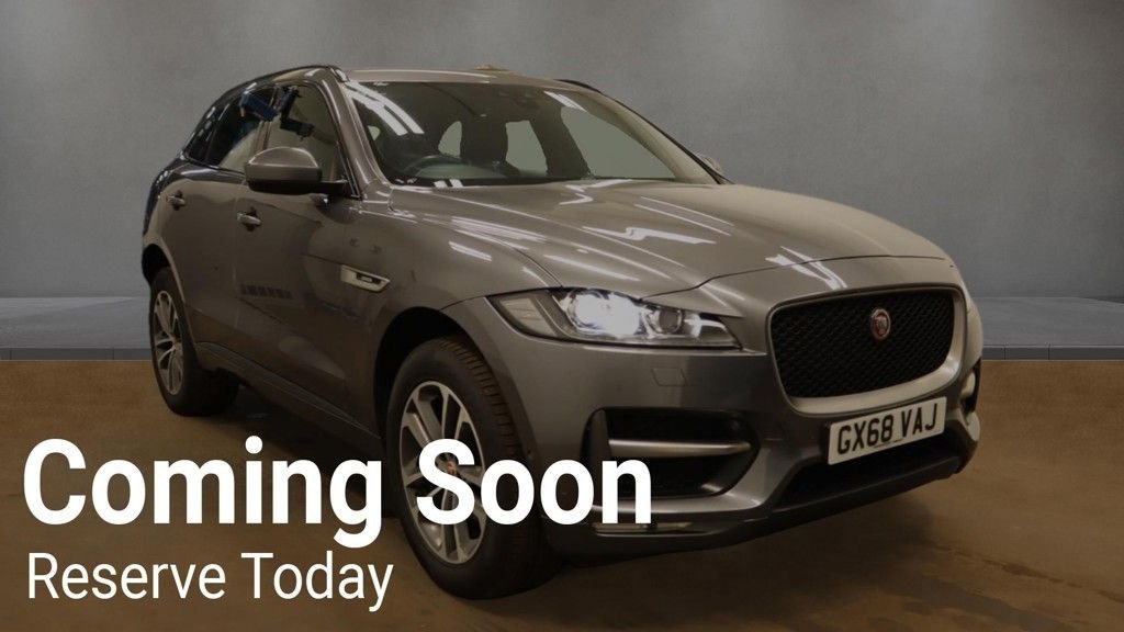 Jaguar F Pace