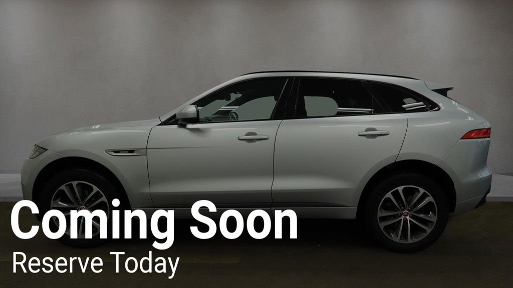 Jaguar F Pace
