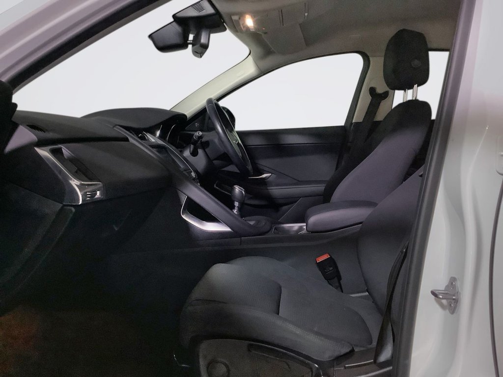 Jaguar E Pace