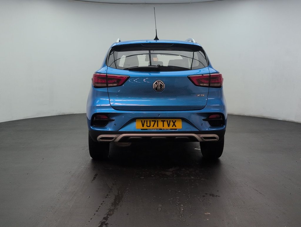 MG ZS