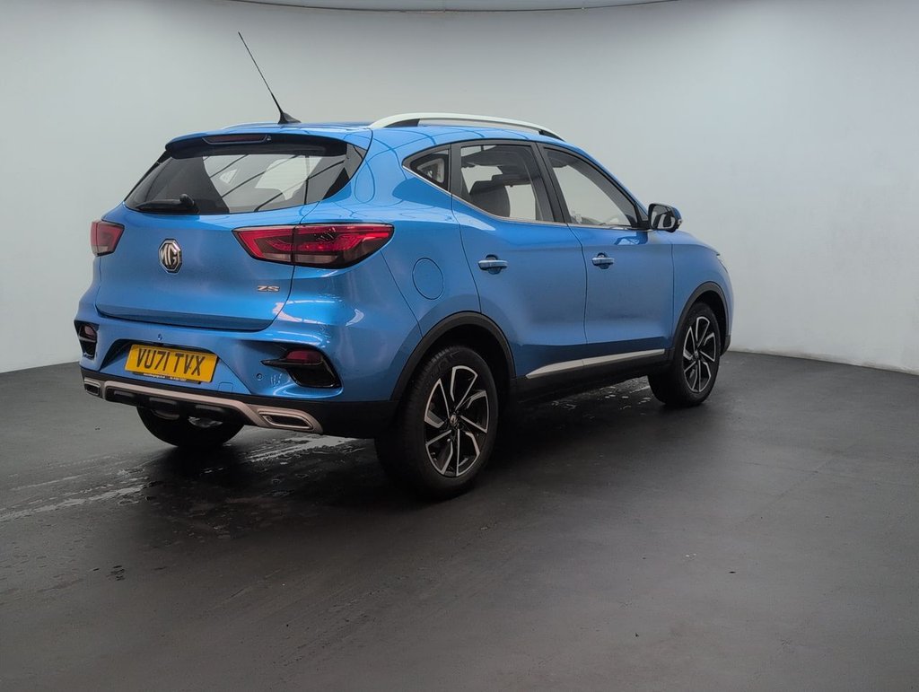 MG ZS