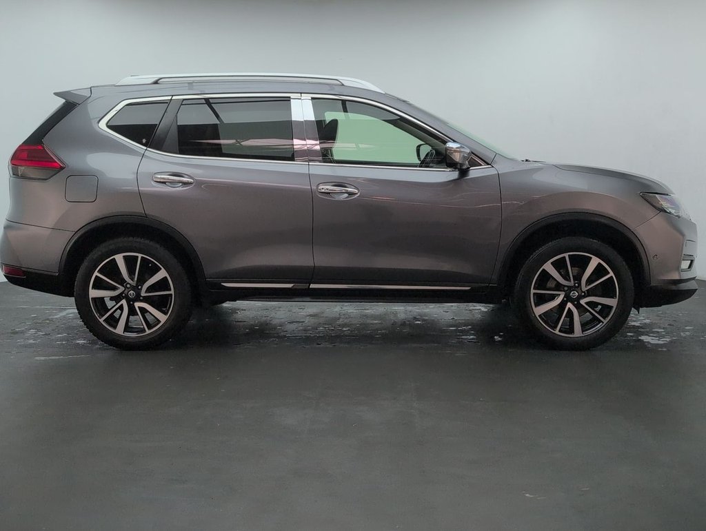Nissan X Trail
