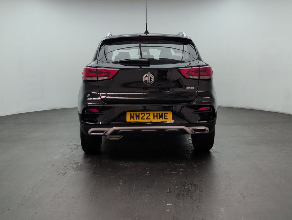 MG ZS