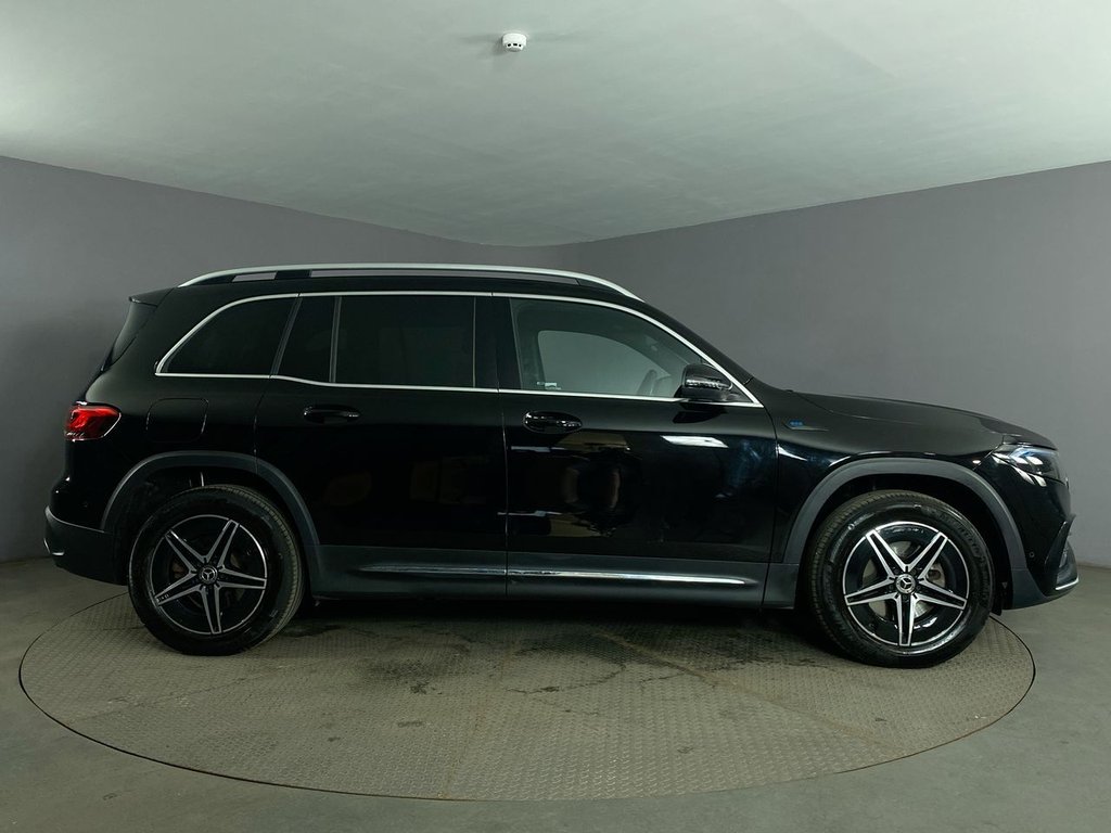Mercedes Benz EQB