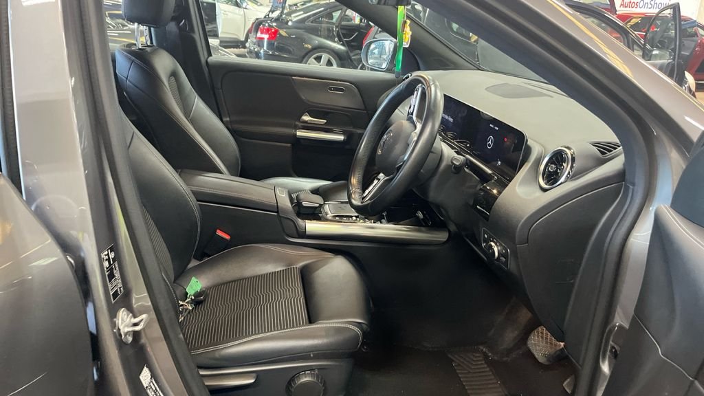 Mercedes Benz GLA Class