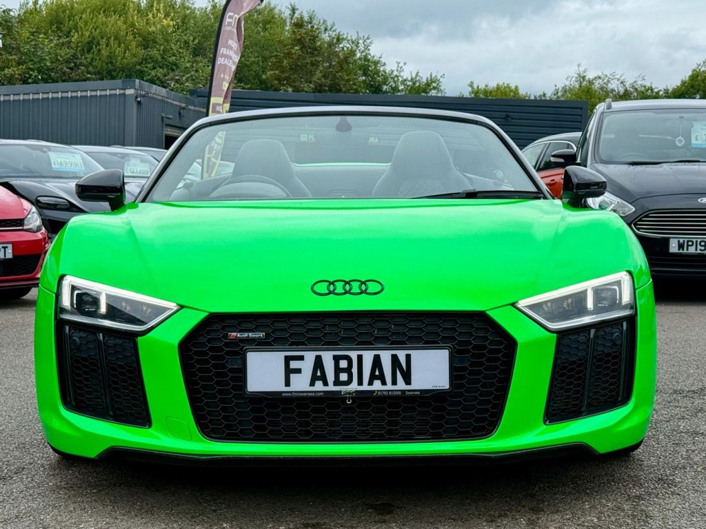 Audi R8