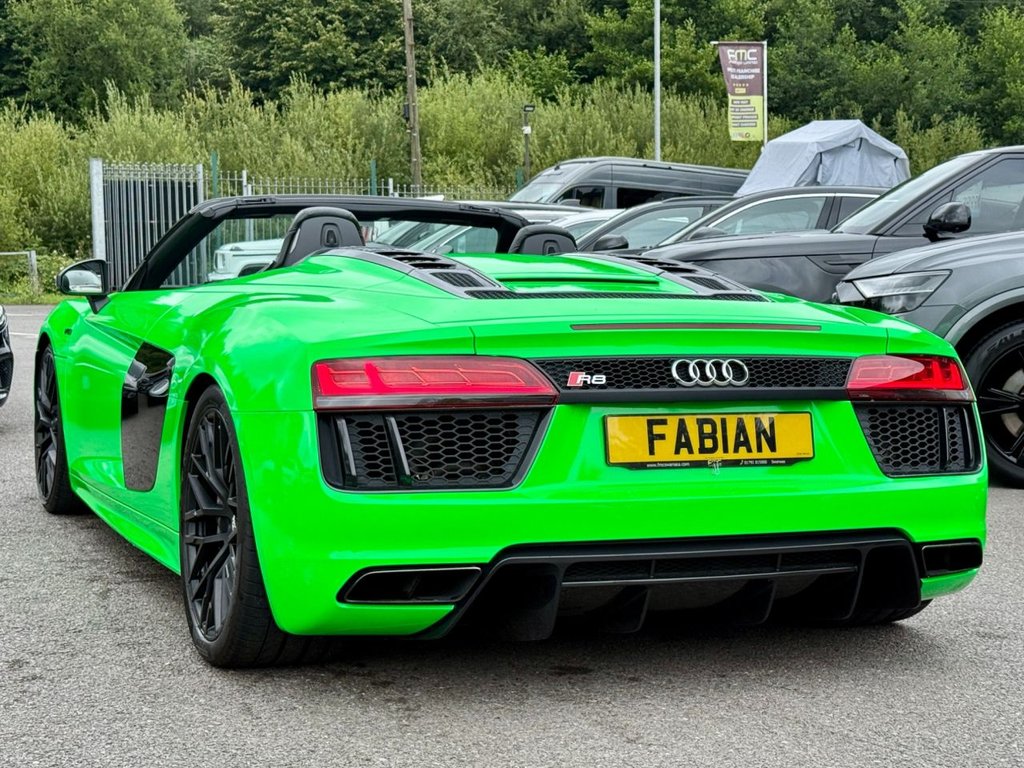 Audi R8