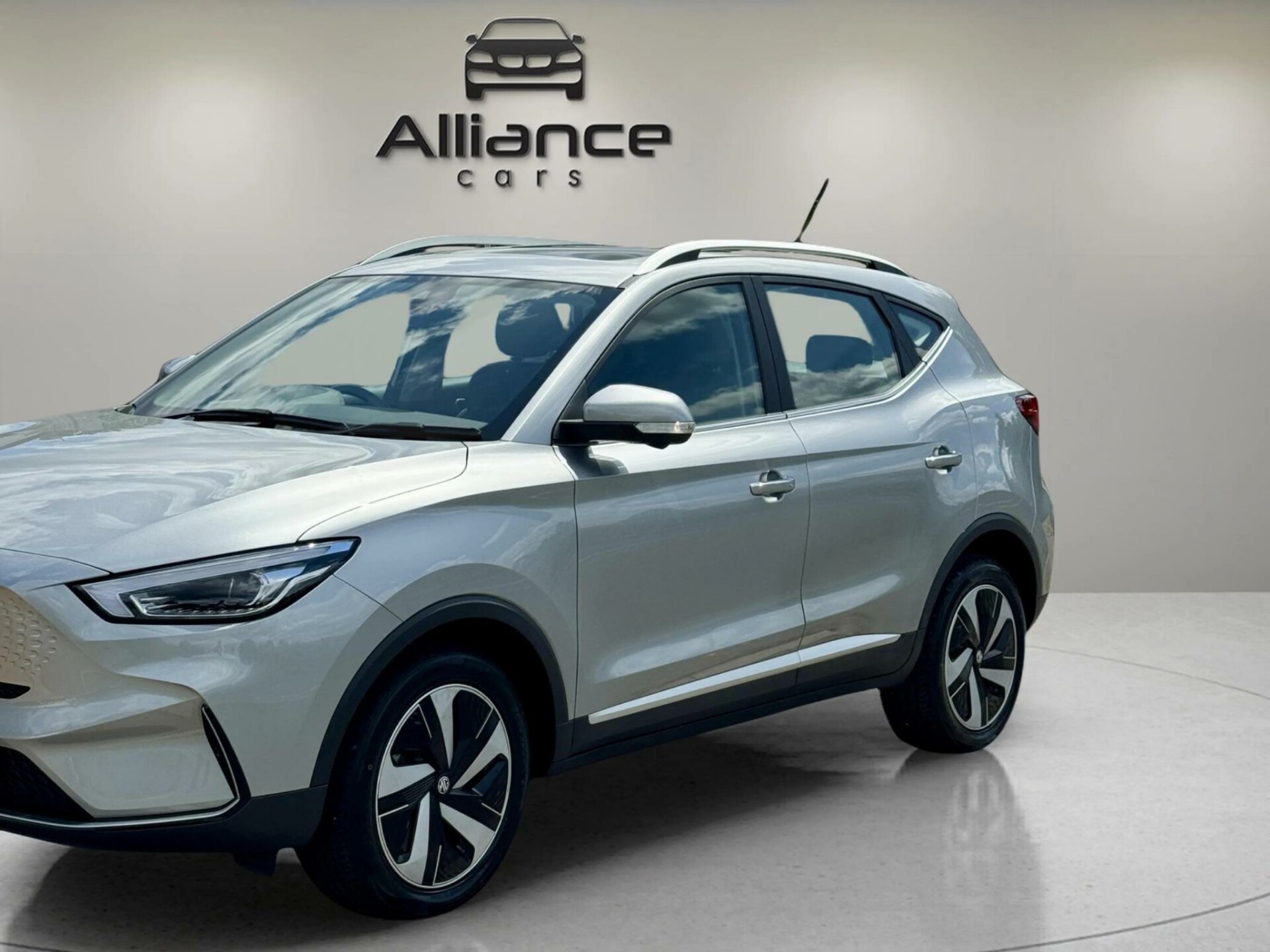 MG ZS