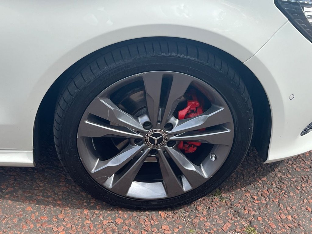 Mercedes Benz CLA