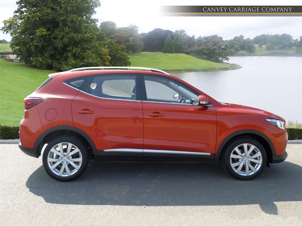 MG ZS