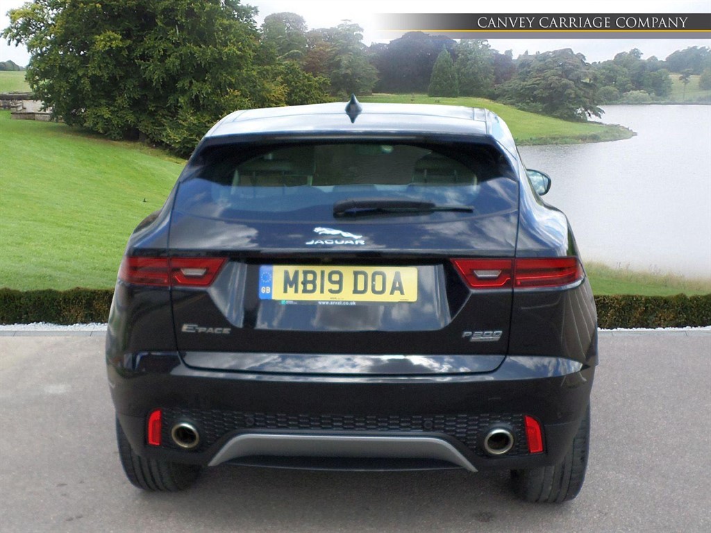 Jaguar E Pace