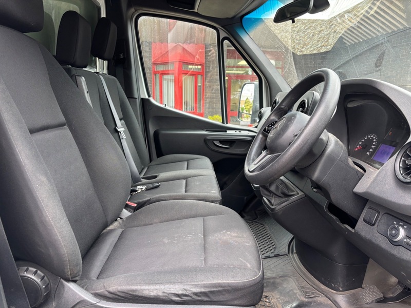 Mercedes Benz Sprinter