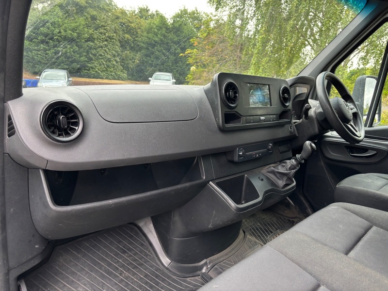 Mercedes Benz Sprinter