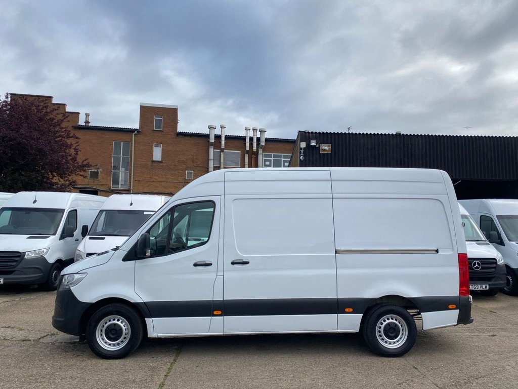 Mercedes Benz Sprinter