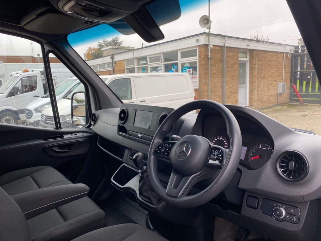 Mercedes Benz Sprinter
